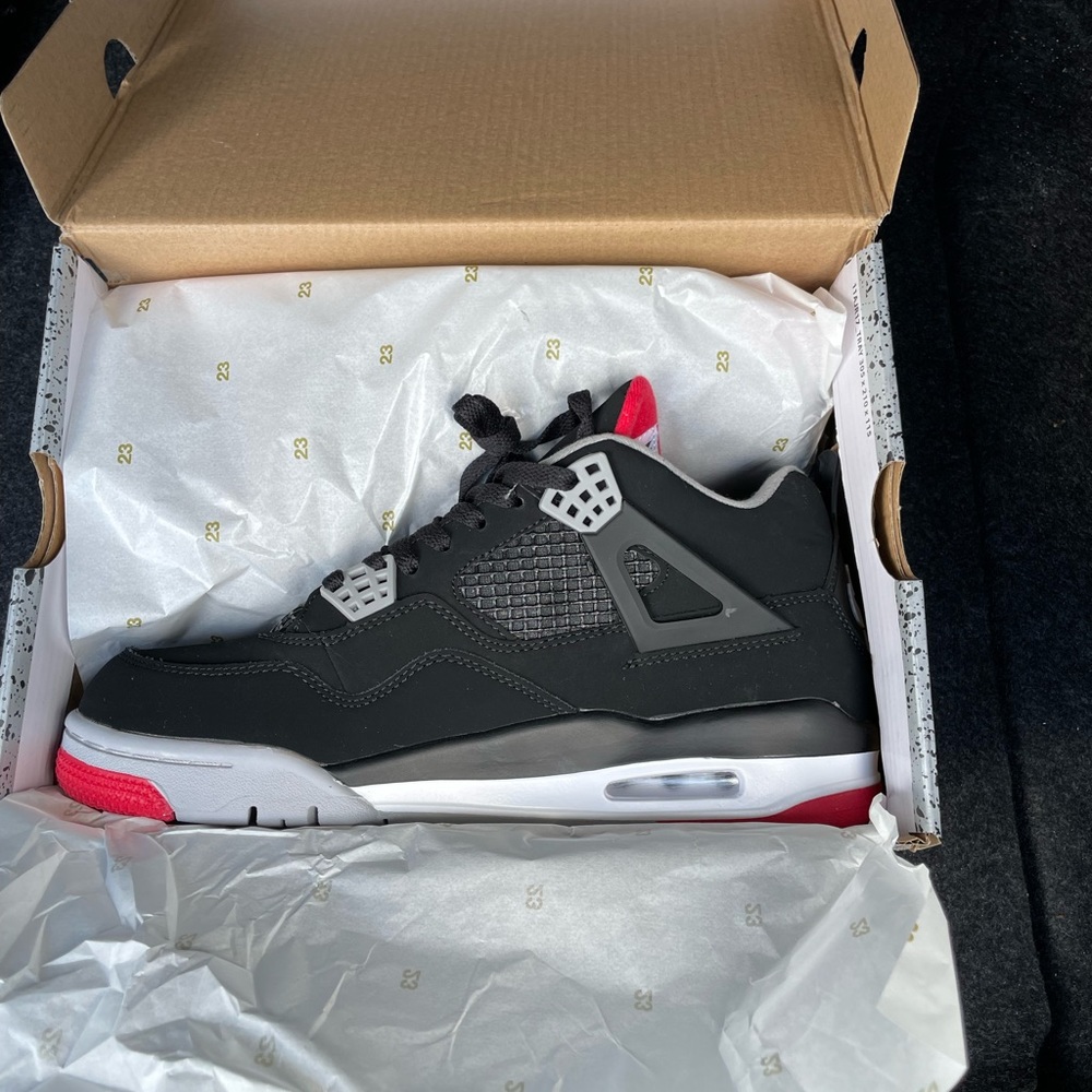 Rare pair of Jordan Retro IV OG “Bred” size 9.5 $250 serious inquiries only
